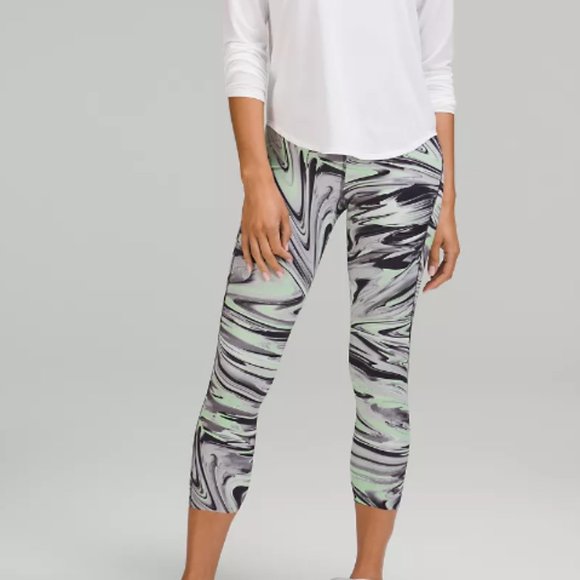 lululemon Base Pace High-Rise Crop 23" - Picture 1 of 4